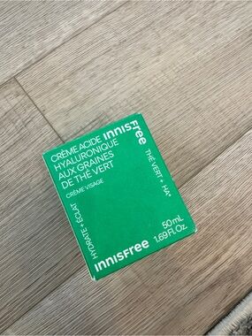 Innisfree Green Tea Hyaluronic Acid Moisturizer — Green